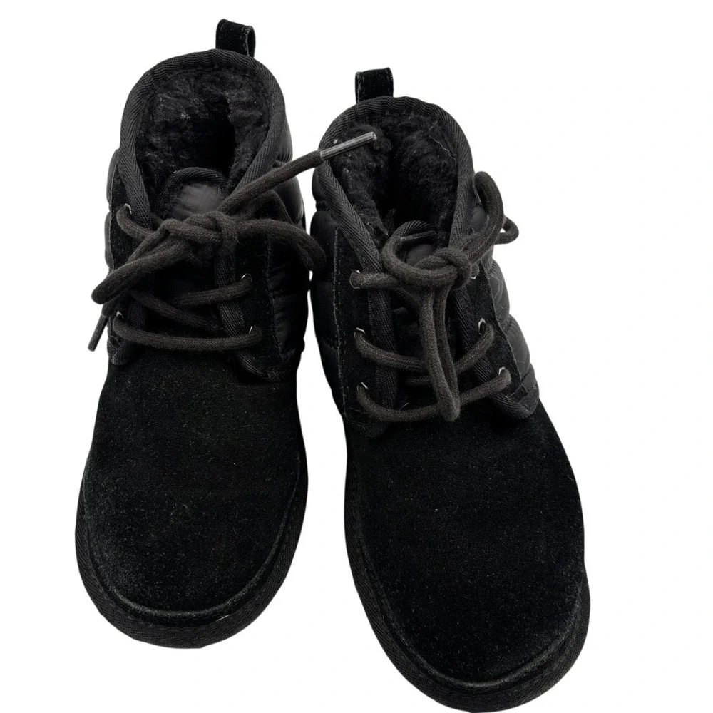 Kids UGG Black Puffer Suede Lace‎ Up Winter Boots Size 2 Toddler